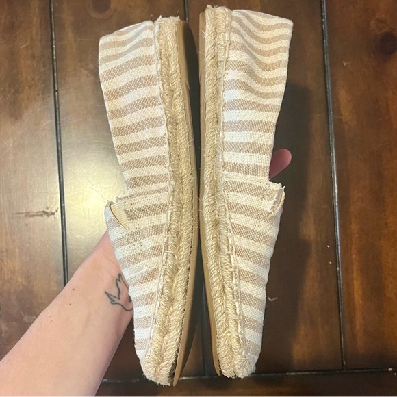 Michael Kors Beige Espadrilles - Picture 2 of 9